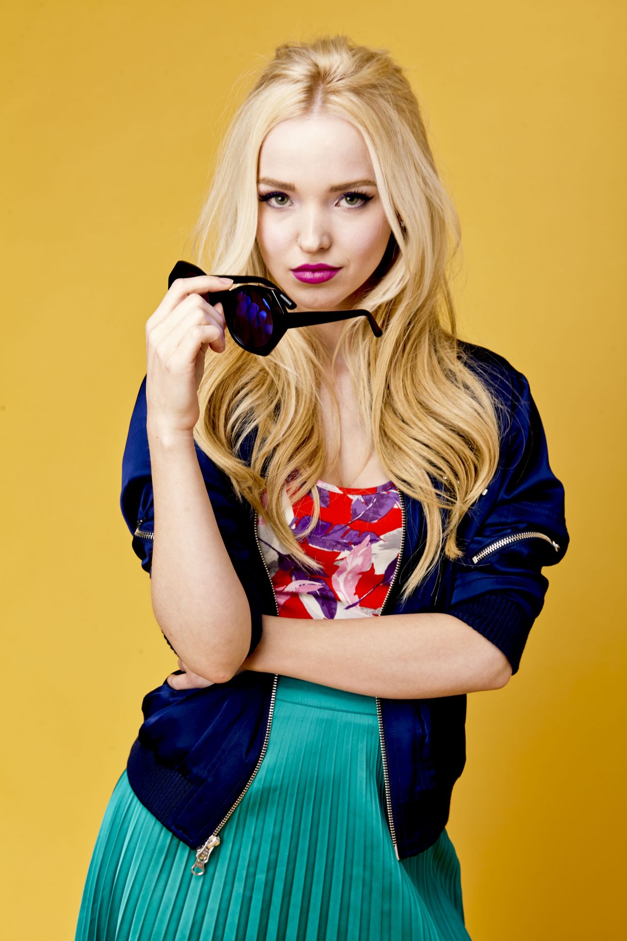 dove-cameron-tigerbeat-magazine-photoshoot-2016-7.jpg