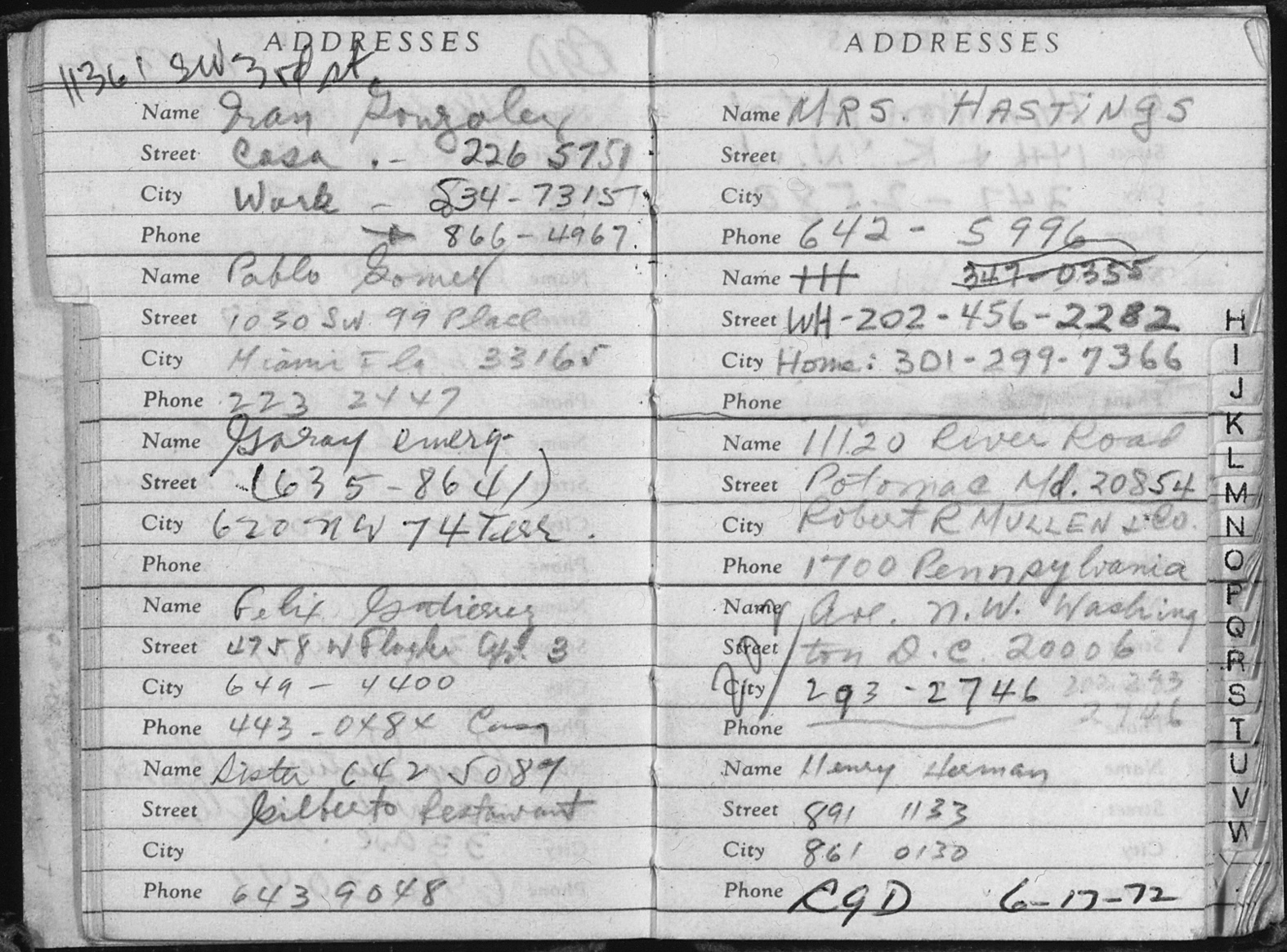 Address_Book_of_Watergate_Burglar_Bernard_Barker,_Discovered_in_a_Room_at_the_Watergate_Hotel,_June_18,_1972_-_NARA_-_304966.jpg